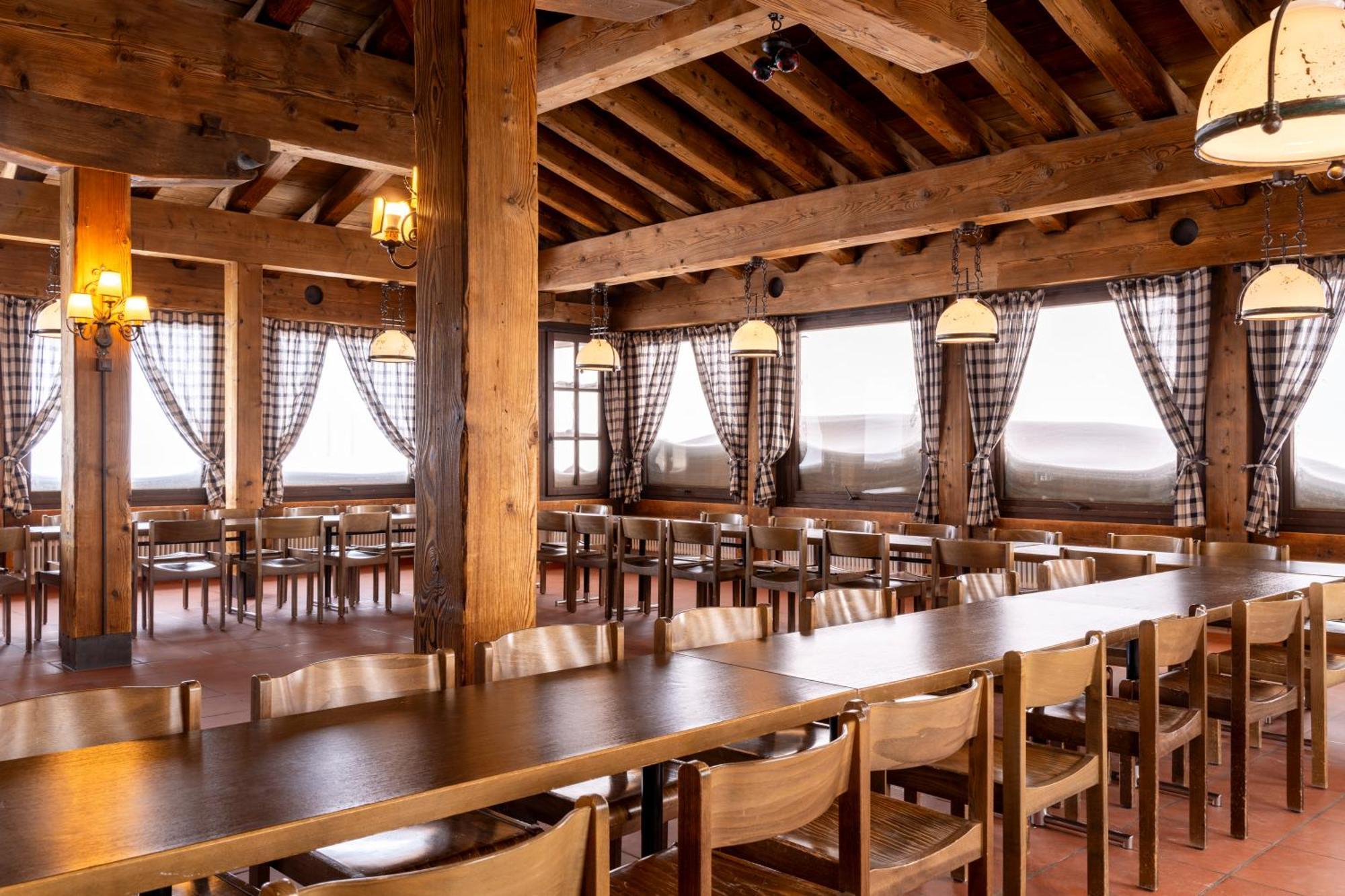 Berghotel Pischa Mountain Lodge Давос Екстериор снимка